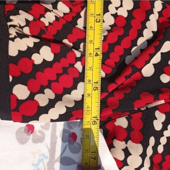 Speechless Polka Dots Multicolored Shortsleeves V- - Picture 3 of 6